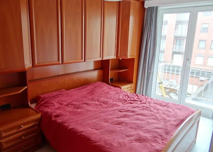 Scenic Countryside Nieuwpoort